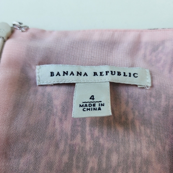 Banana Republic Pink Purple Abstract Print Silk Cap Sleeve Sheath Dress Size 4 - Picture 9 of 16